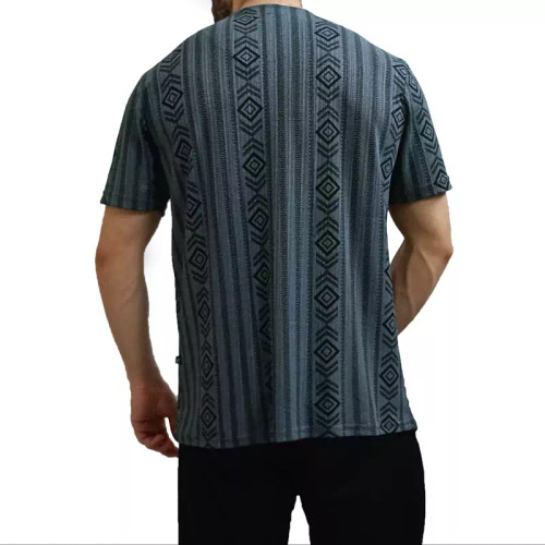 تیشرت یقه کوبایی